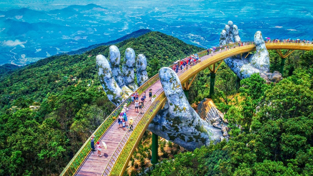 Vietnam Welcomes 20 Millionth Foreign Tourist in Phu Quoc